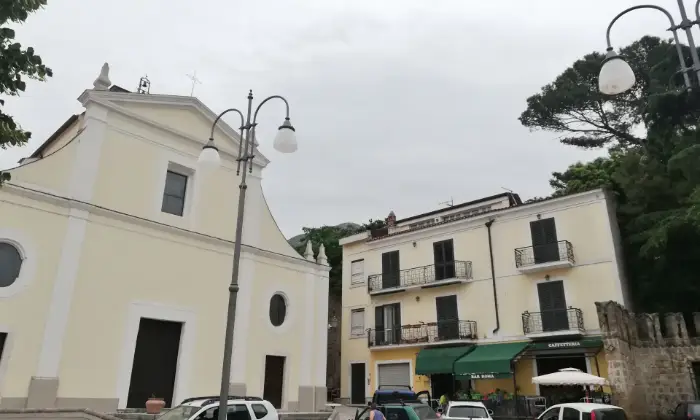 Rexer-Melizzano-Vendesi-appartamento-luminoso-e-ampio-centro-storico-ALTRO