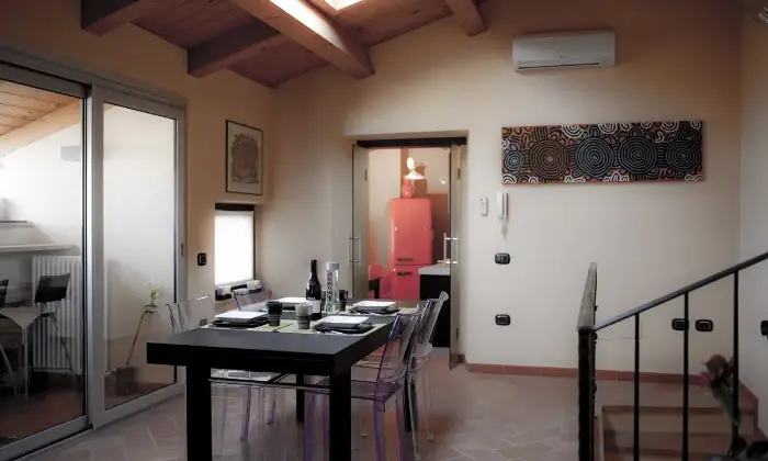 Rexer-Pesaro-Splendido-attico-nel-centro-storico-a-due-passi-dal-mare-dotato-di-ogni-comfort-SALONE