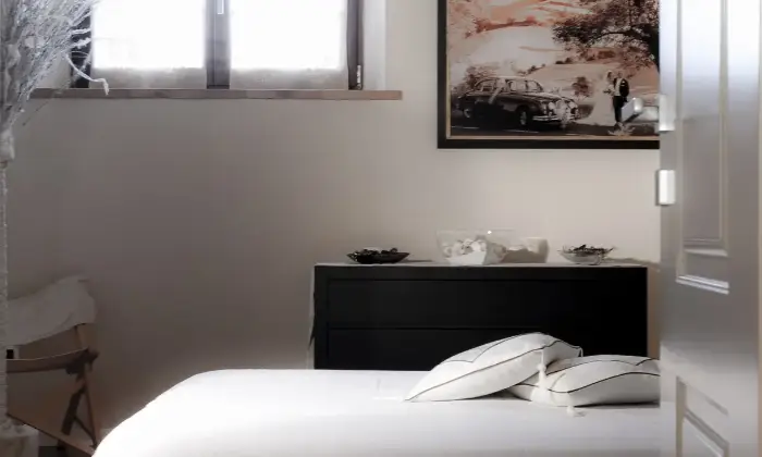 Rexer-Pesaro-Splendido-attico-nel-centro-storico-a-due-passi-dal-mare-dotato-di-ogni-comfort-CAMERA-DA-LETTO