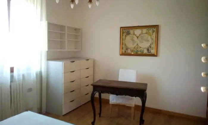 Rexer-Rondissone-Camera-arredata-vicino-Torrazza-Piemonte-CAMERA-DA-LETTO