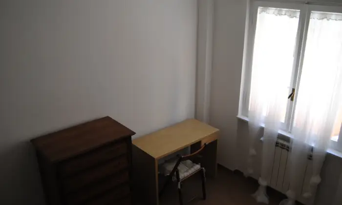Rexer-Roma-Ampia-camera-Monteverde-Villa-Pamphili-CAMERA-DA-LETTO