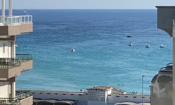 Rexer-Gallipoli-Attico-vista-mare-a-metri-dalla-spiaggia-triplaesposizione-frontemare-Terrazzo