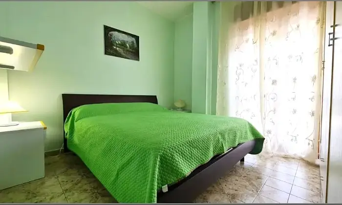 Rexer-Scalea-Centrale-appartamento-al-mare-CAMERA-DA-LETTO