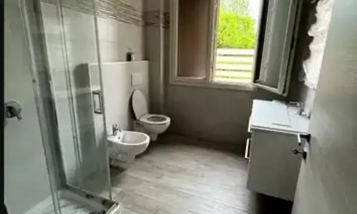 Rexer-Riva-del-Po-Vendesi-villetta-in-Via-Bettino-a-RIVA-DEL-PO-BAGNO