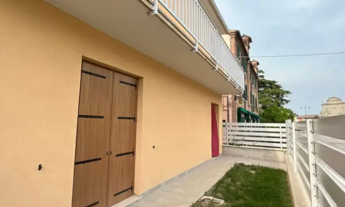 Rexer-Riva-del-Po-Vendesi-villetta-a-schiera-in-Via-Bettino-SANTINI-a-RIVA-DEL-PO-di-Ferrara-FE-ALTRO