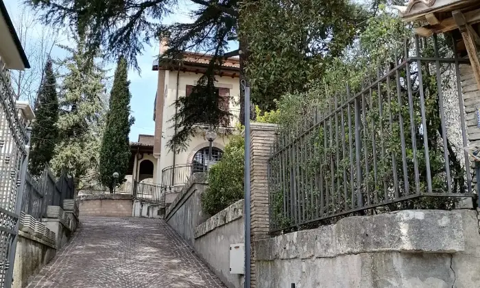 Rexer-Carsoli-Affittasi-villa-uso-albergo-BB-agriturismo-casa-vacanze-casa-di-riposo-RSA-ALTRO