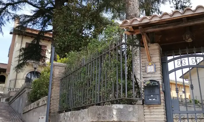 Rexer-Carsoli-Affittasi-villa-uso-albergo-BB-agriturismo-casa-vacanze-casa-di-riposo-RSA-ALTRO