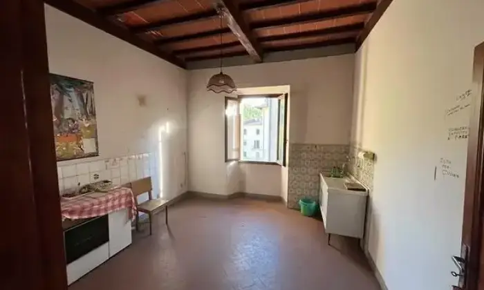 Rexer-Castel-San-Niccol-Vendesi-appartamenti-a-Castel-San-Niccol-AR-CUCINA
