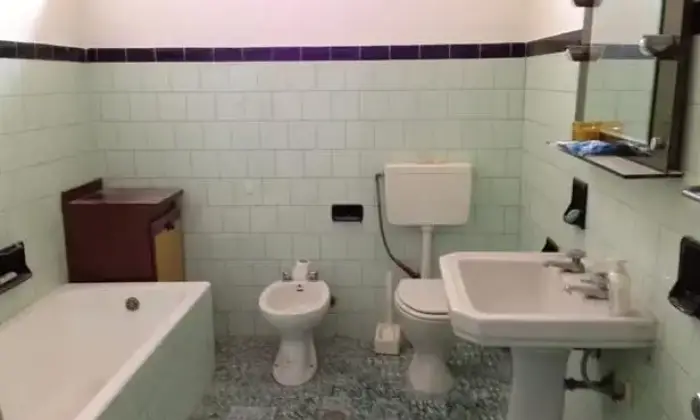 Rexer-Torre-Orsaia-Terratetto-in-centro-storico-BAGNO