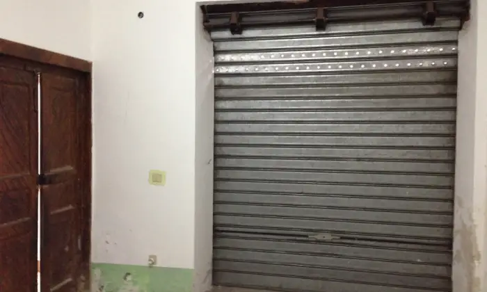 Rexer-Torre-Orsaia-Terratetto-in-centro-storico-GARAGE