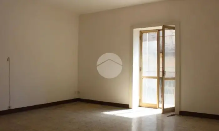 Rexer-Torre-Orsaia-Terratetto-in-centro-storico-CAMERA-DA-LETTO