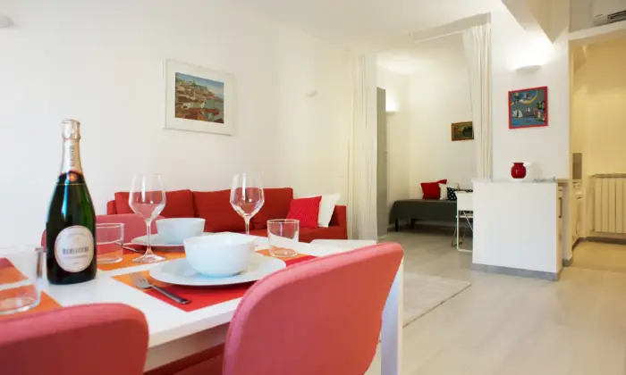 Rexer-Lerici-Lerici-Centro-Aria-Condizionata-e-Parcheggio-mt-il-mare-SALONE