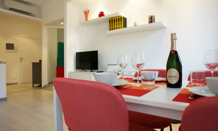 Rexer-Lerici-Lerici-Centro-Aria-Condizionata-e-Parcheggio-mt-il-mare-SALONE