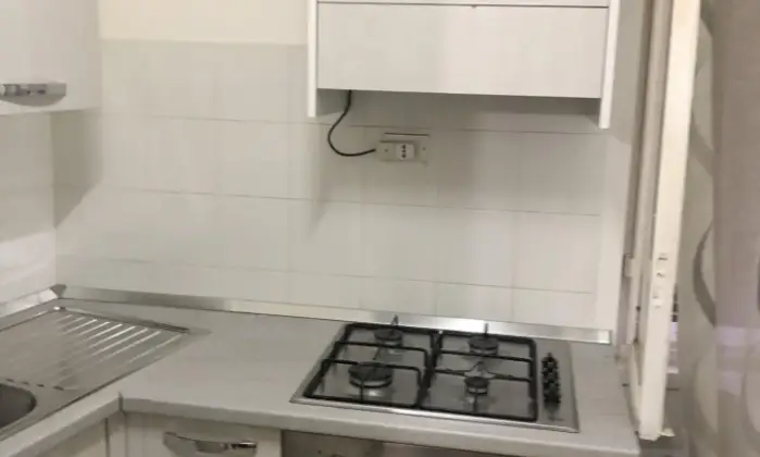 Rexer-Montallegro-Bilocale-il-bacio-del-sole-CUCINA