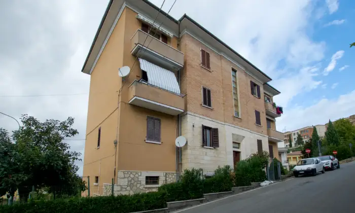 Rexer-Rapolano-Terme-Trilocale-luminoso-a-pochi-chilometri-dalle-Terme-ESTERNO