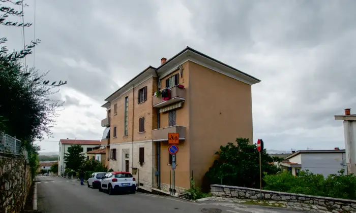 Rexer-Rapolano-Terme-Trilocale-luminoso-a-pochi-chilometri-dalle-Terme-ESTERNO