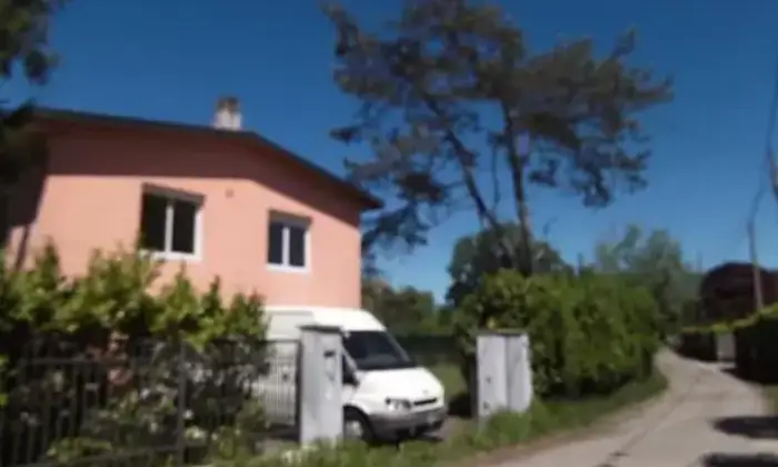 Rexer-Brebbia-Vendesi-Casa-indipendente-a-Brebbia-VA-Facciata
