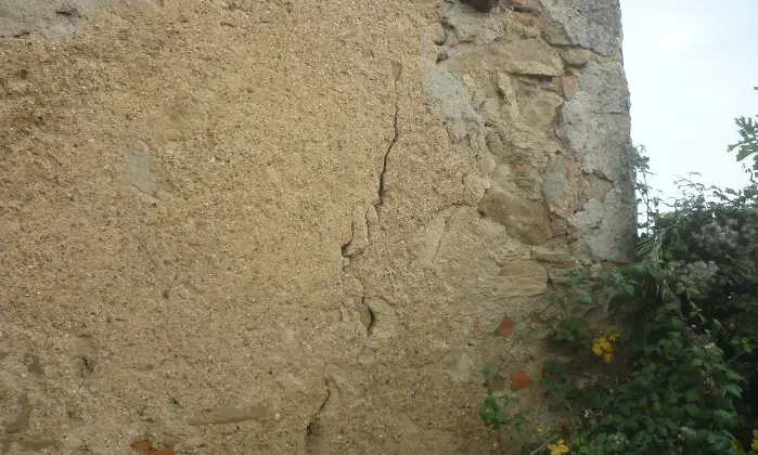 Rexer-Colle-Brianza-FRAZIONE-DI-Giovenzana-LC-Rustico-con-GIARDINO-da-demolire-e-ricostruire-Altro