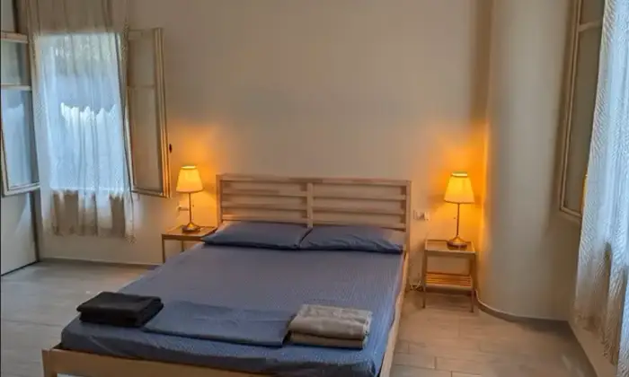 Rexer-Verbania-Appartamento-ristrutturato-a-Verbania-Pallanza-CameraDaLetto