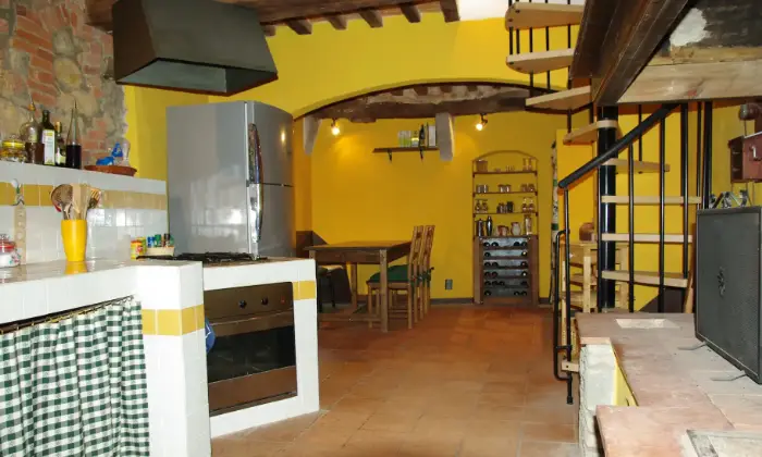 Rexer-Grosseto-APPARTAMENTO-IN-BORGO-STORICO-TOSCANO-Cucina
