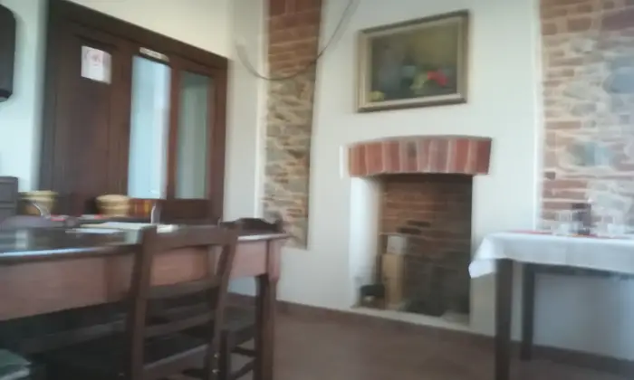 Rexer-Salussola-AffittasiVendesi-attivit-di-ristorazione-e-complesso-immobiliare-Salone