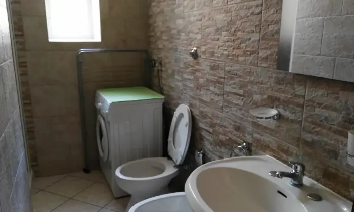 Rexer-Marcianise-Monolocale-arredato-Bagno