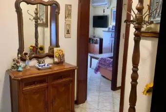 Rexer-Catania-AFFITTASI-LUMINOSO-APPARTAMENTO-VANI-Bagno