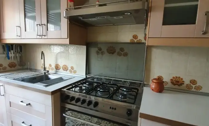 Rexer-Catania-Appartamento-Viale-Mario-Rapisardi-Cucina
