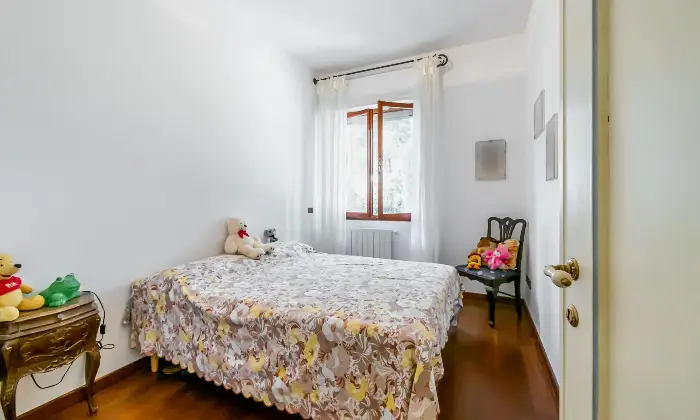 Rexer-Quercianella-Villa-ben-tenuta-con-ampio-giardino-a-Quercianella-CAMERA-DA-LETTO
