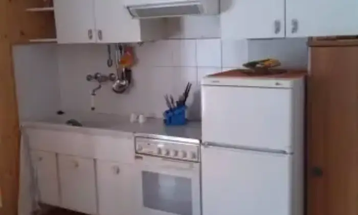 Rexer-Maissana-Bilocale-tavarone-di-Maissana-CUCINA