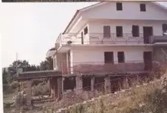 Rexer-Itri-Vendesi-Villa-quadrifamiliare-a-ITRI-LT-Giardino