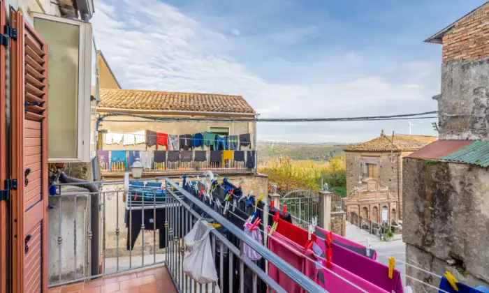 Rexer-Cortale-Graziosa-casa-indipendente-su-due-livelli-nel-centro-storico-ALTRO