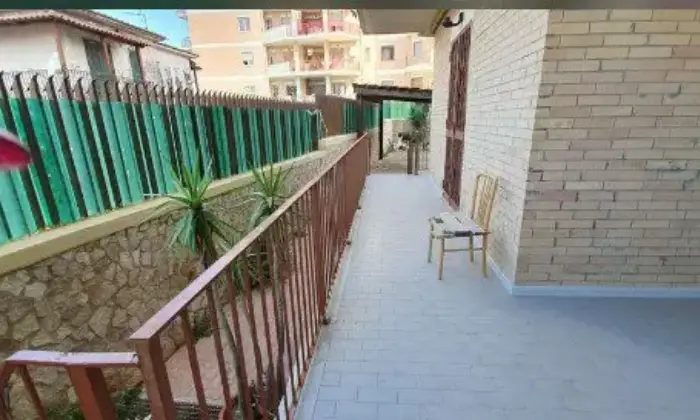 Rexer-Castel-Volturno-Vendesi-appartamento-in-viale-delle-Mimose-a-CASTEL-VOLTURNO-CE-Terrazzo
