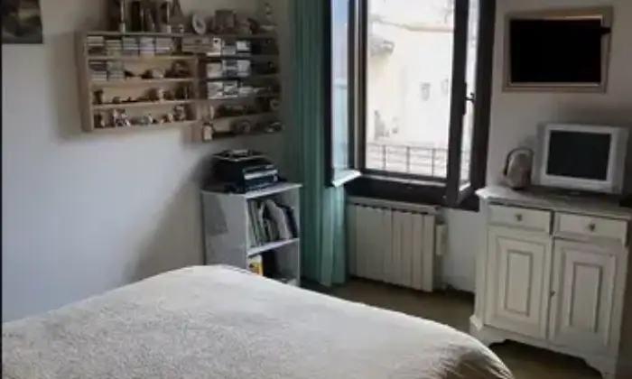 Rexer-Borgo-San-Lorenzo-Quadrilocale-via-Settembre-Borgo-San-Lorenzo-FI-CameraDaLetto