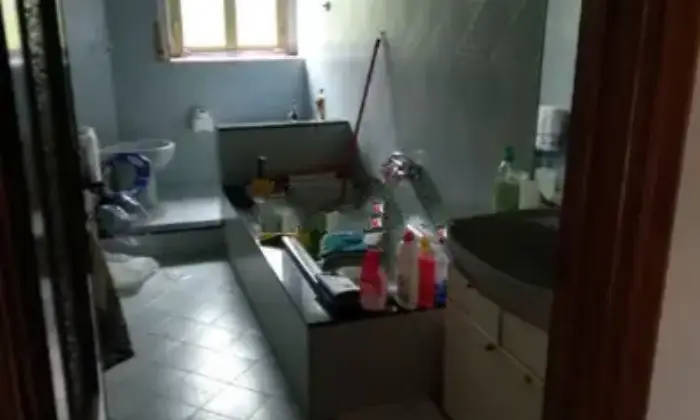 Rexer-Torrecuso-Casa-di-paese-in-vendita-in-contrada-Torrepalazzo-a-Torrecuso-Bagno