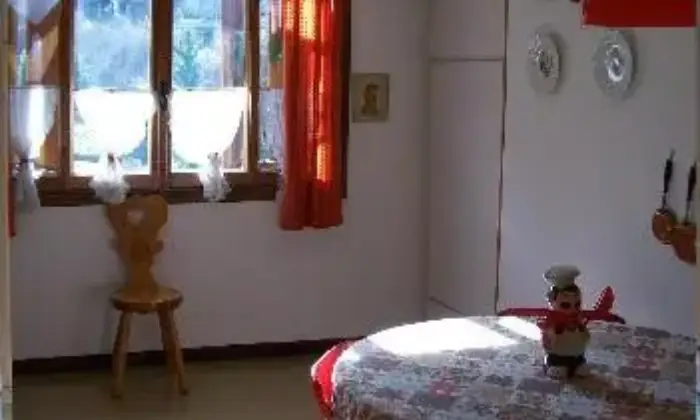 Rexer-Limone-Piemonte-Bilocale-a-Limone-Piemonte-CAMERA-DA-LETTO