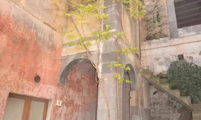 Rexer-Sannicola-SALENTO-Antica-Masseria-in-fase-di-ristrutturazione-in-borgo-vicino-a-Gallipoli-SALONE