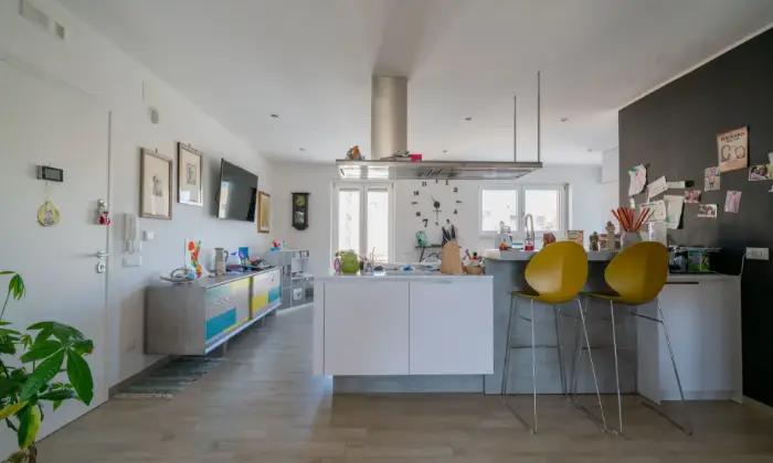 Rexer-Brindisi-Appartamento-in-vendita-in-via-Egnazia-a-Brindisi-CUCINA