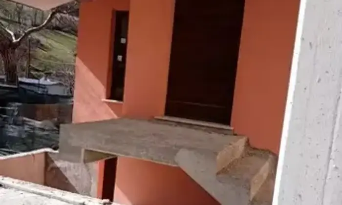 Rexer-Foligno-Casa-da-completare-in-vendita-Cassignano-Garage