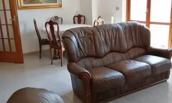 Rexer-Vibo-Valentia-Vendesi-appartamento-sito-in-Vibo-V-Marina-C-da-Sch-Salone