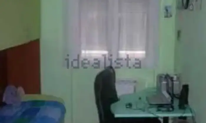 Rexer-Taggia-Affitto-di-trilocale-in-via-San-Martino-Taggia-CAMERA-DA-LETTO