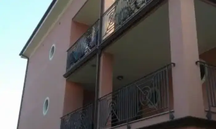 Rexer-Taggia-Affitto-di-trilocale-in-via-San-Martino-Taggia-ALTRO