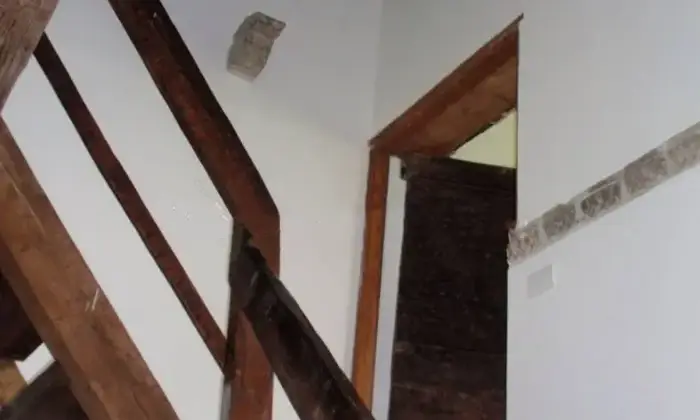 Rexer-Ferrara-Vendesi-villa-in-Via-dei-Calzolai-a-Ferrara-Altro