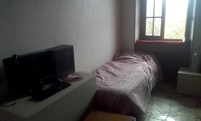Rexer-Mulazzo-Casa-indipendente-con-giardino-a-Mulazzo-CameraDaLetto