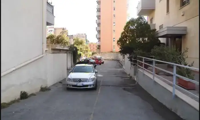 Rexer-Palermo-Vendesi-Box-auto-a-PALERMO-PA-Terrazzo