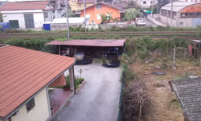 Rexer-Ortonovo-Bilocale-in-vendita-in-via-Aurelia-Dogana-Luni-Terrazzo