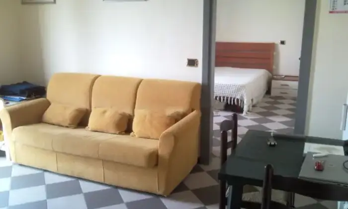 Rexer-Ortonovo-Bilocale-in-vendita-in-via-Aurelia-Dogana-Luni-Salone