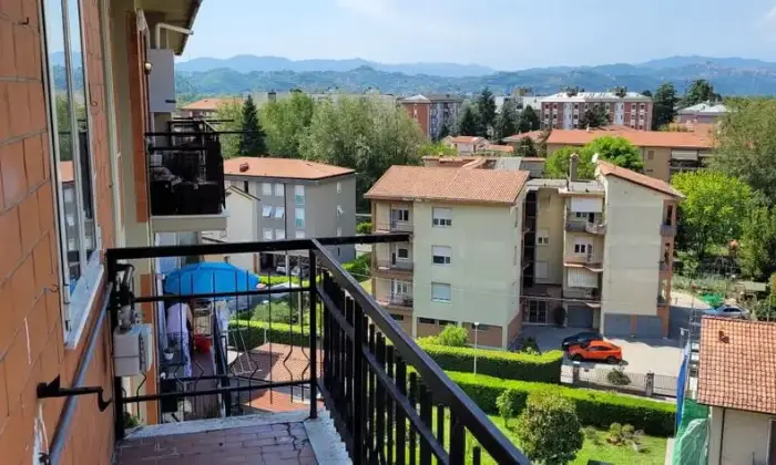 Rexer-Sarzana-Quadrilocale-in-vendita-in-via-Pietro-Gori-a-Sarzana-Terrazzo