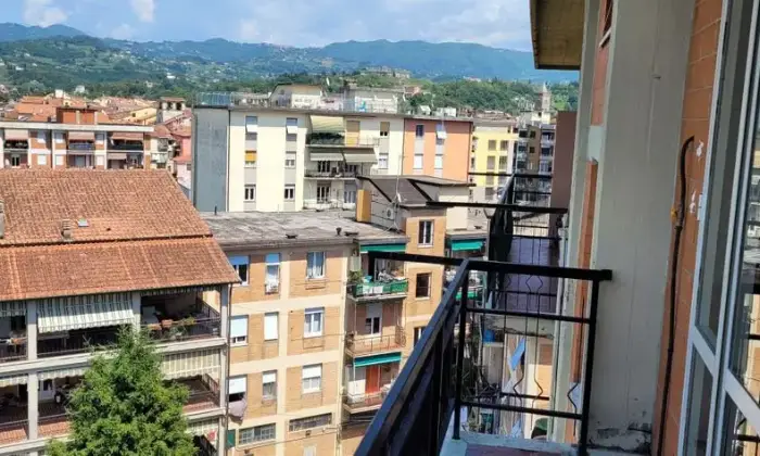 Rexer-Sarzana-Quadrilocale-in-vendita-in-via-Pietro-Gori-a-Sarzana-Terrazzo
