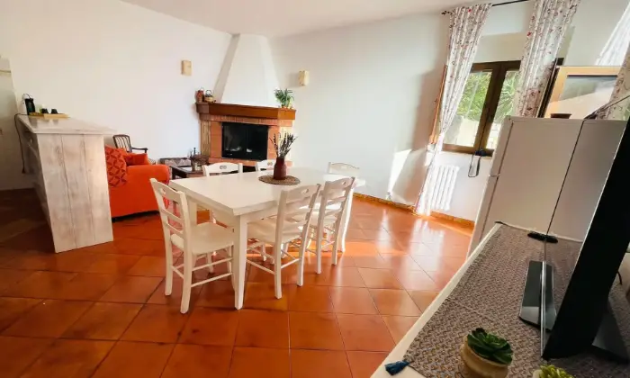 Rexer-Ceglie-Messapica-TRULLO-CON-BOSCO-PRIVATO-Altro